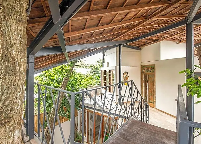 Ba 10 2 Bedroom - Stylish 2-br With Pool, 800m Canggu バリ島