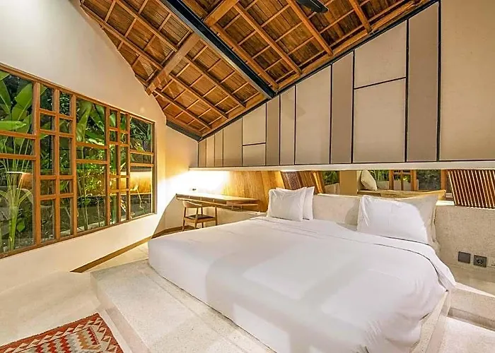 ホテル Ba 10 2 Bedroom - Stylish 2-br With Pool, 800m Canggu