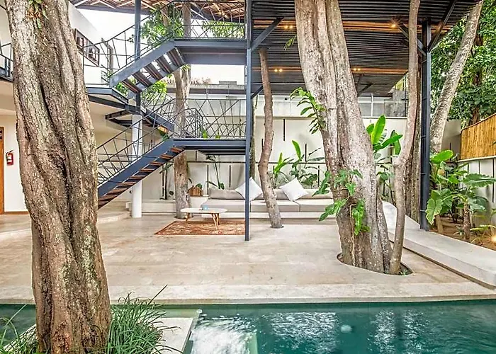 Ba 10 2 Bedroom - Stylish 2-br With Pool, 800m Canggu
